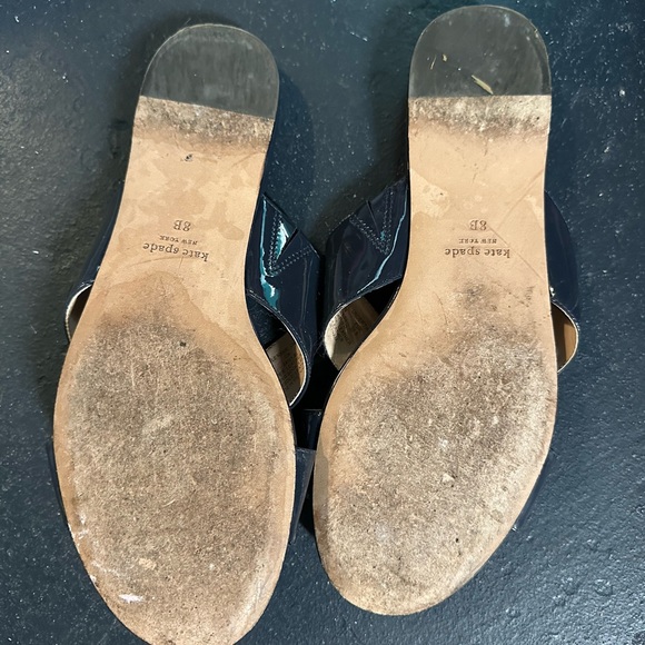 Kate spade navy starfish slide sandal - size 8B - Picture 2 of 2